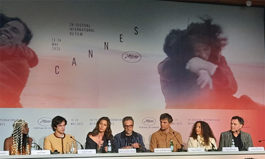 Da esq. para a dir: Isabel Zuaá, Gabriel Leone, Maria Fernanda Cândido, Kléber Mendonça Filho, Wagner Moura, Alice Carvalho e Robério Diógenes