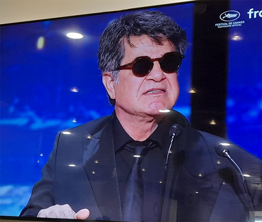 Jafar Panahi ganha a Palma de Ouro por seu intenso e político 