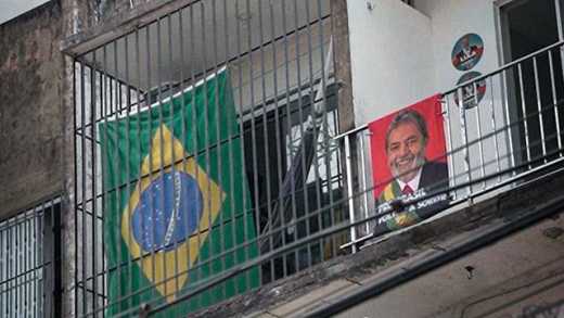 No Céu da Pátria nesse Instante